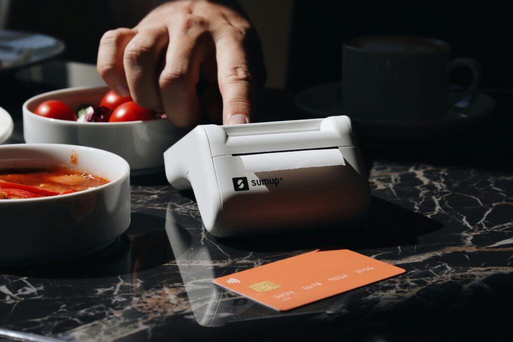 Exploring Contactless Payment Methods and Their Mechanisms